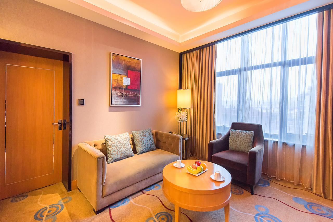 Howard Johnson Kaina Plaza Changzhou Changzhou  Eksteriør billede