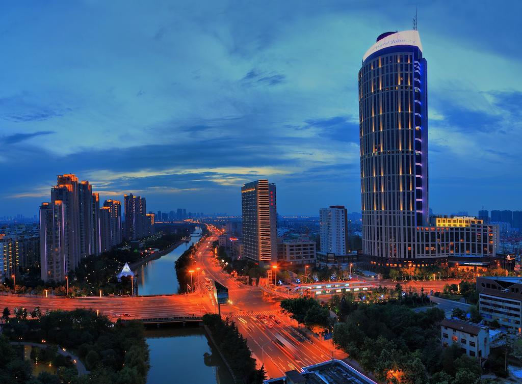 Howard Johnson Kaina Plaza Changzhou Changzhou  Eksteriør billede